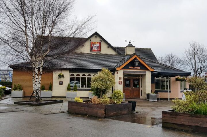 Burton pub ‘shut until further notice’ after electrical fire