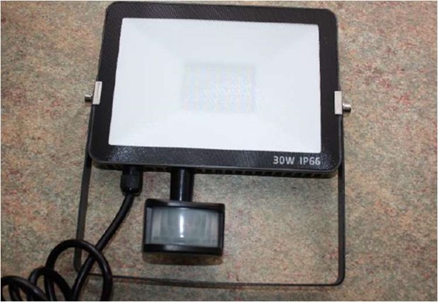 led flood light safety notice